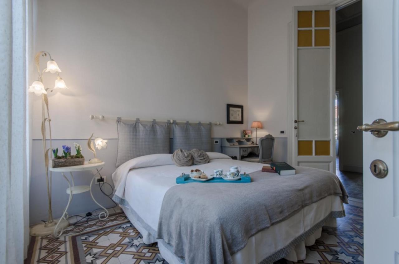 Bed and Breakfast Il Sole Antico Виареджо Экстерьер фото